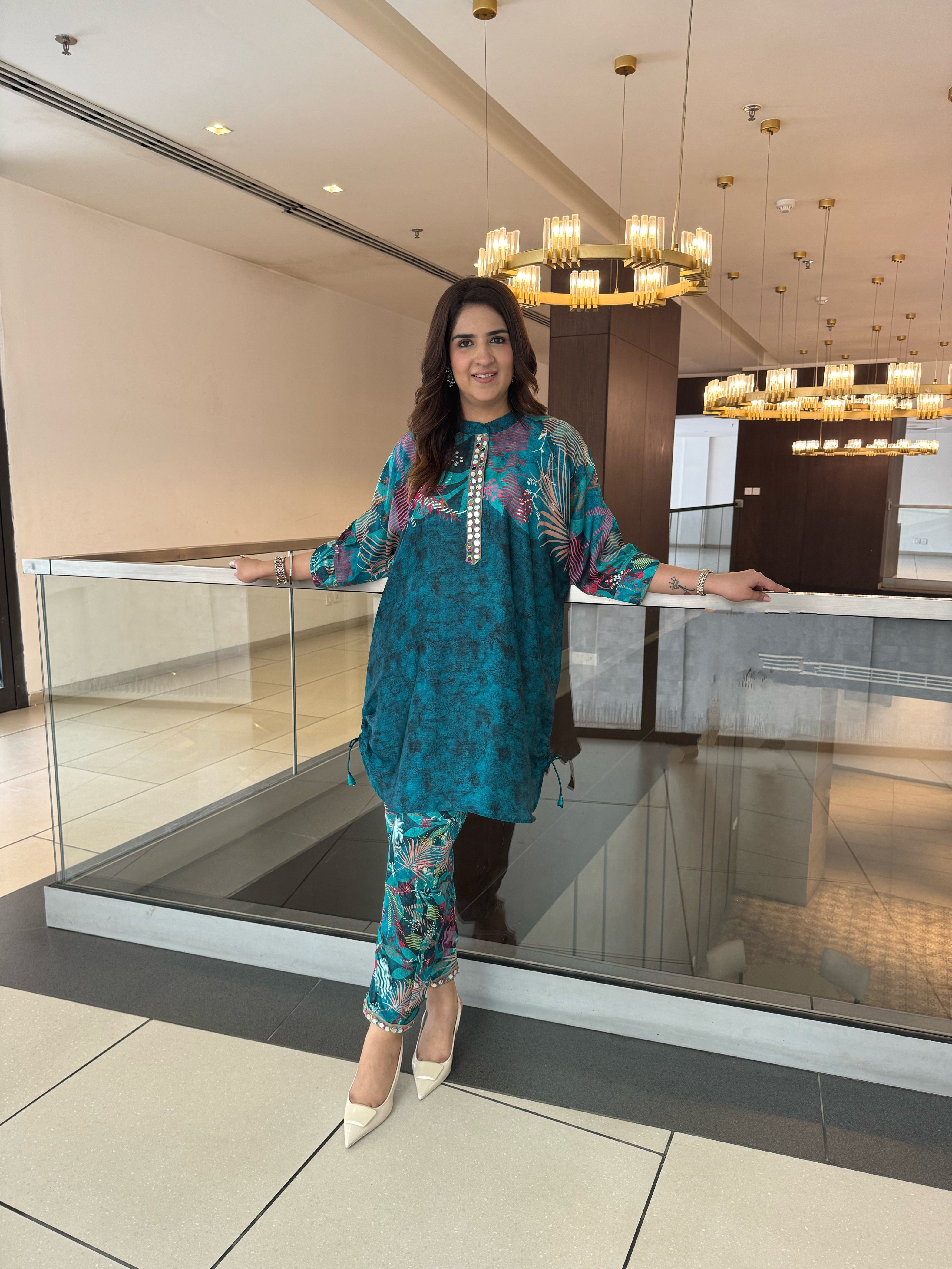 TEAL GREEN TROPICAL PRINT