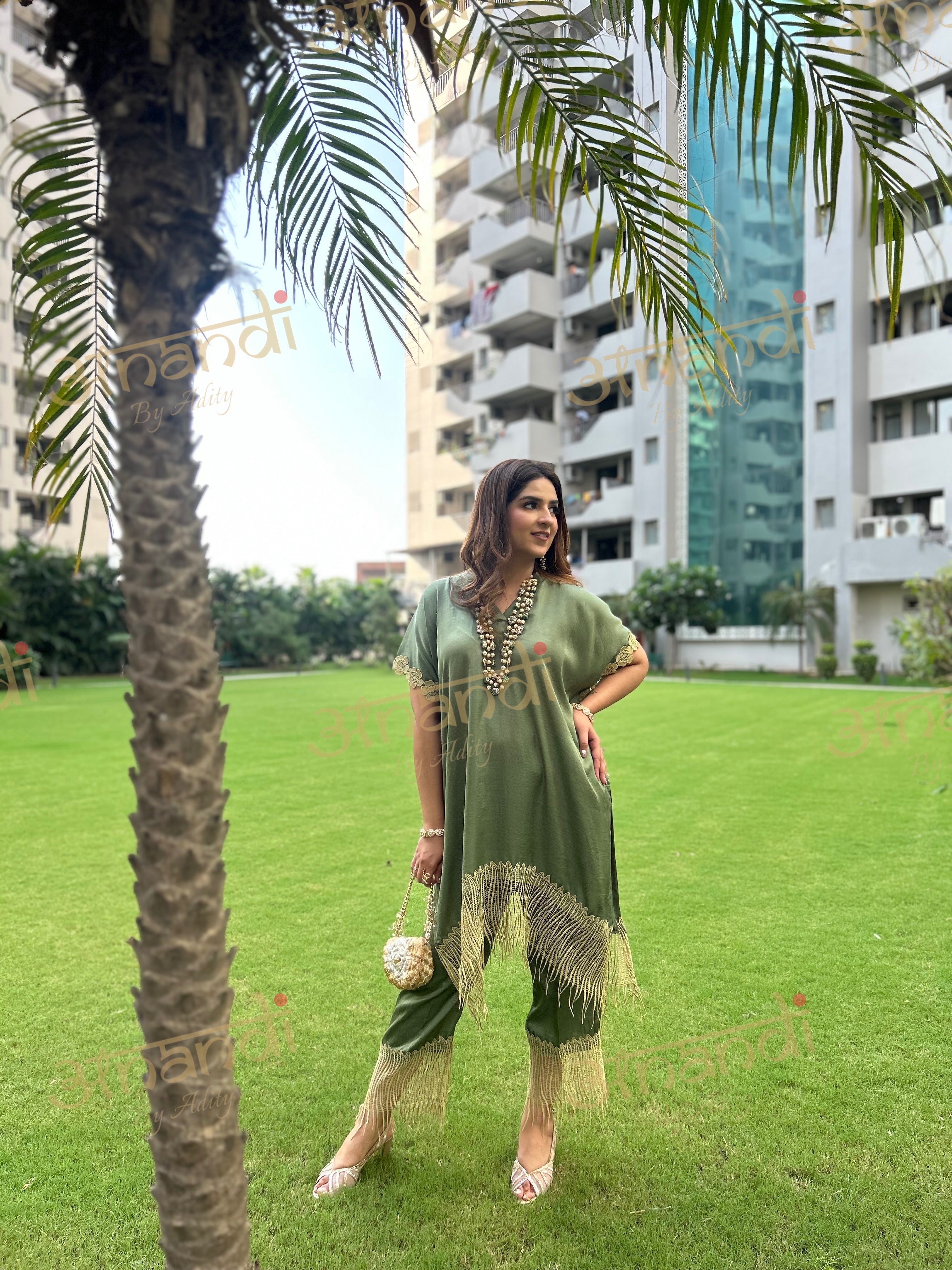 OLIVE GREEN GOLD SET