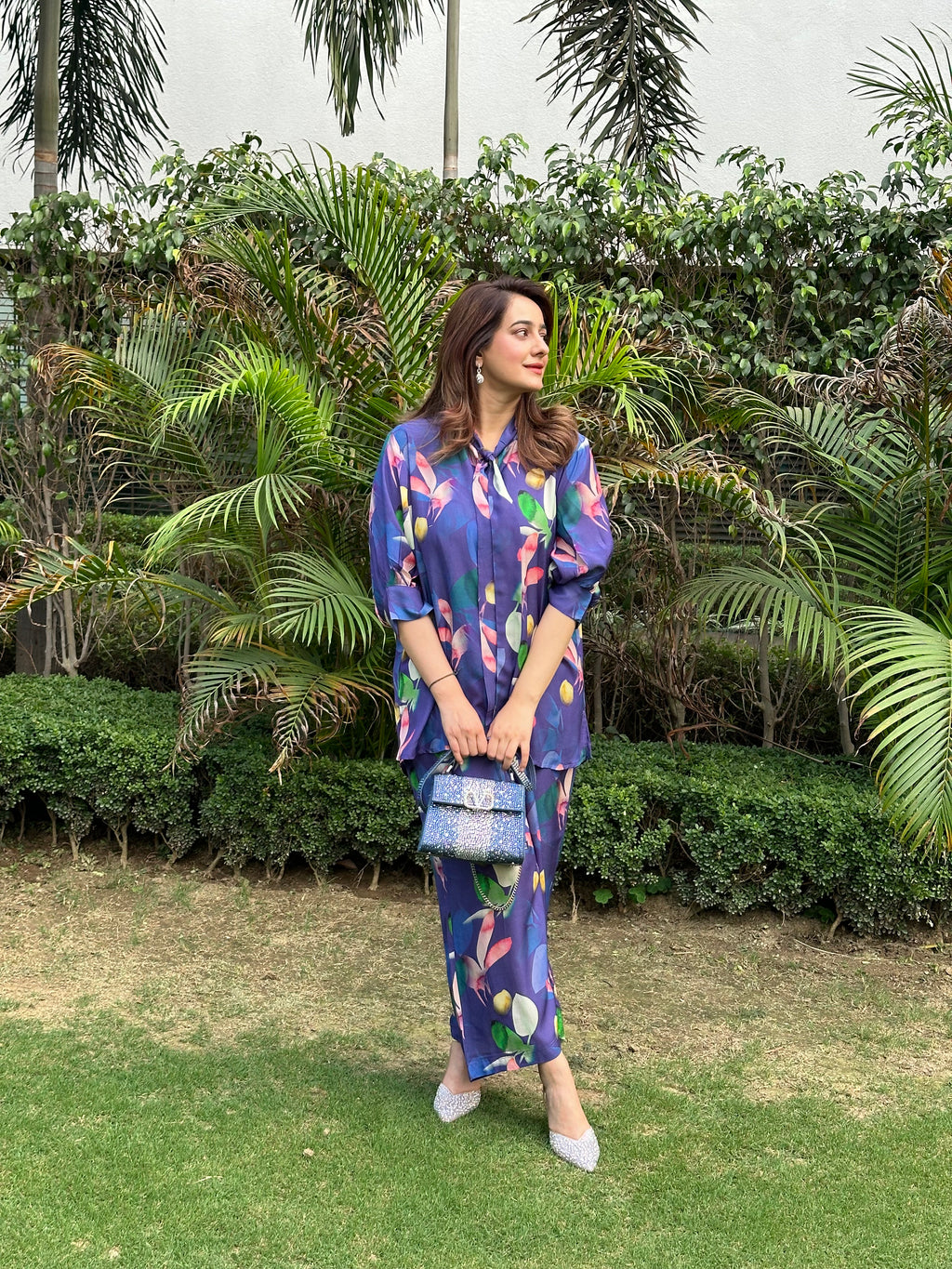 PURPLE FLORAL TIENECK SET