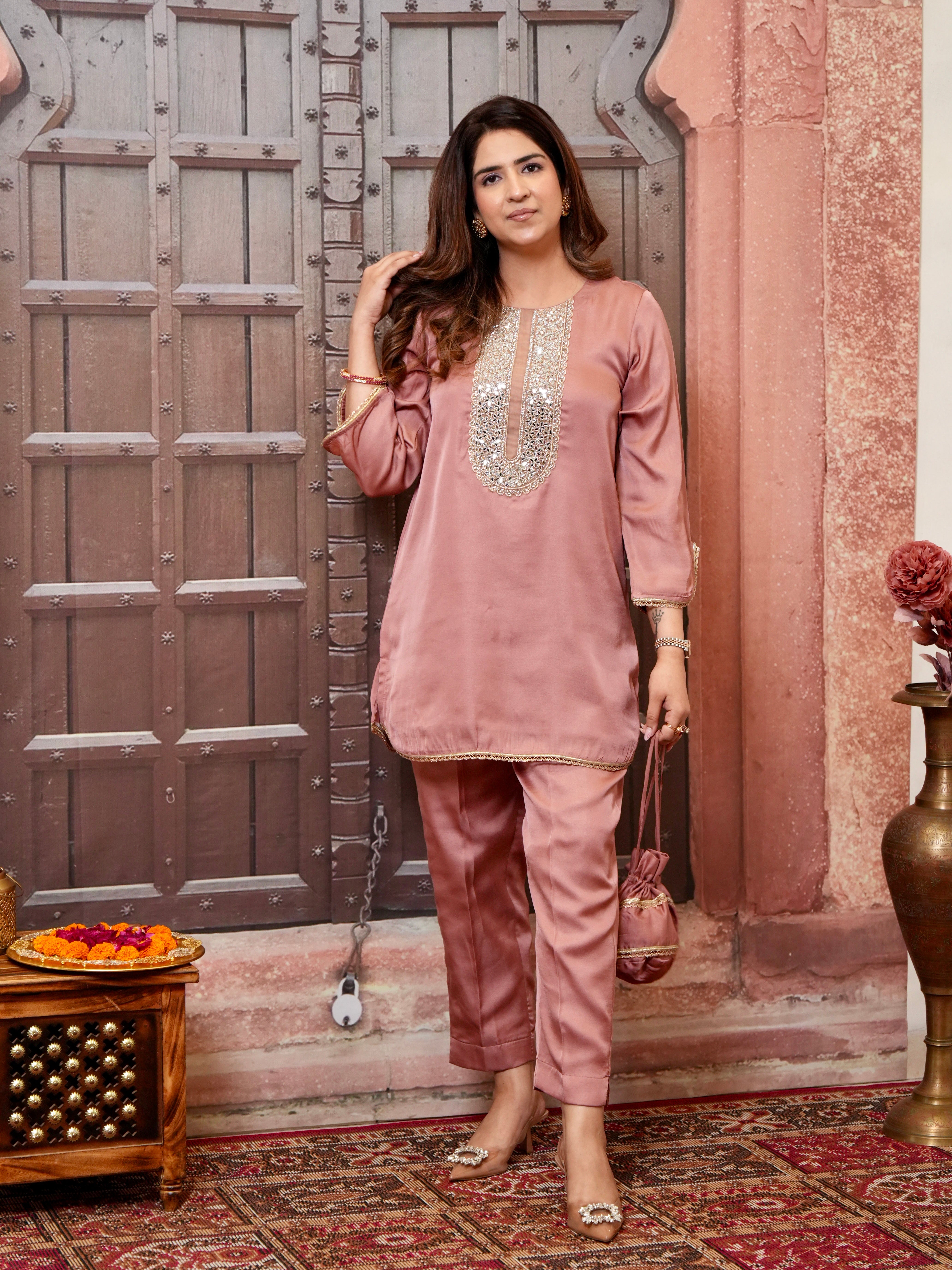 ROSE PINK MIRROR SET