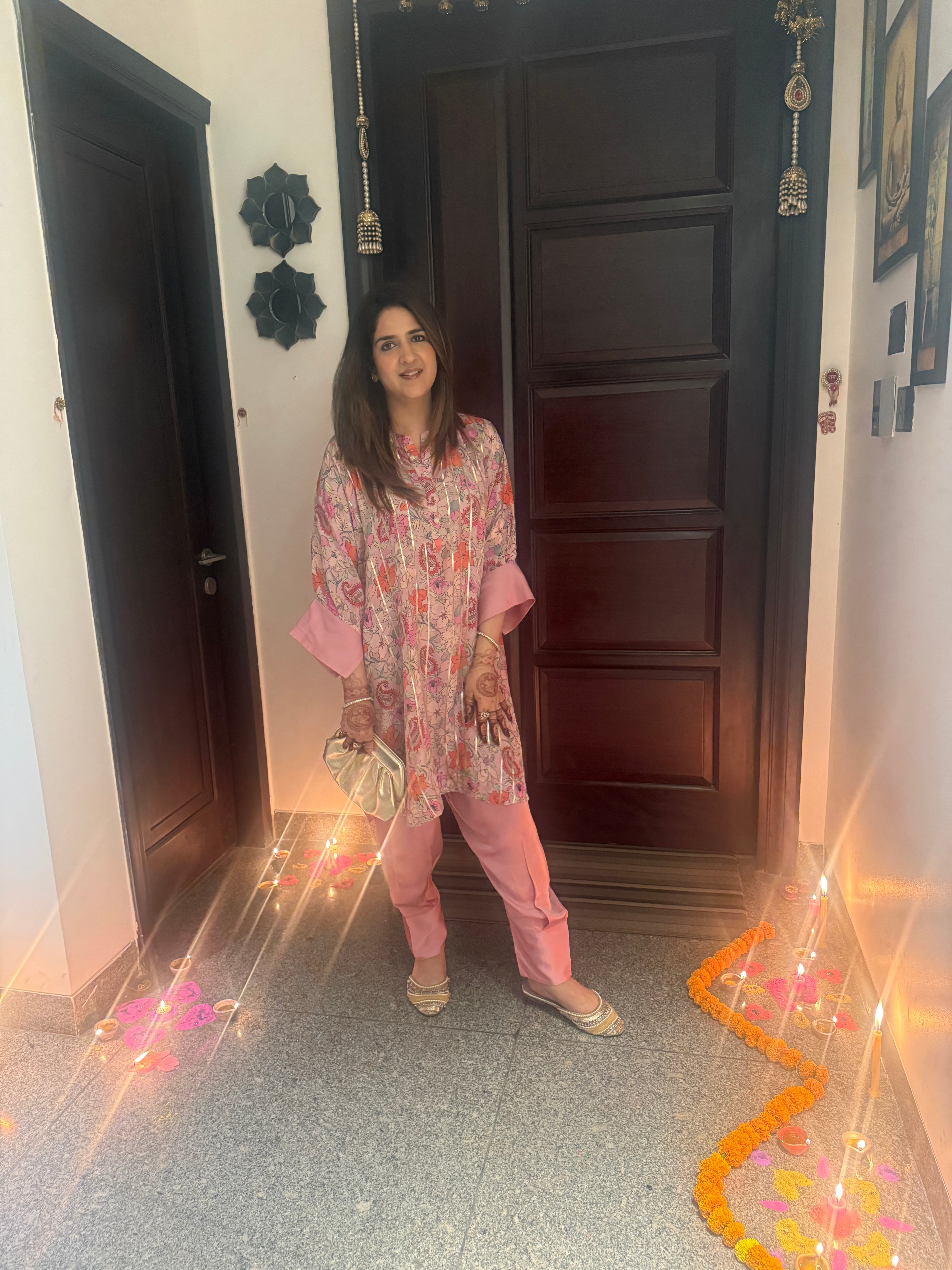 PINK CREPE CHOGA SET