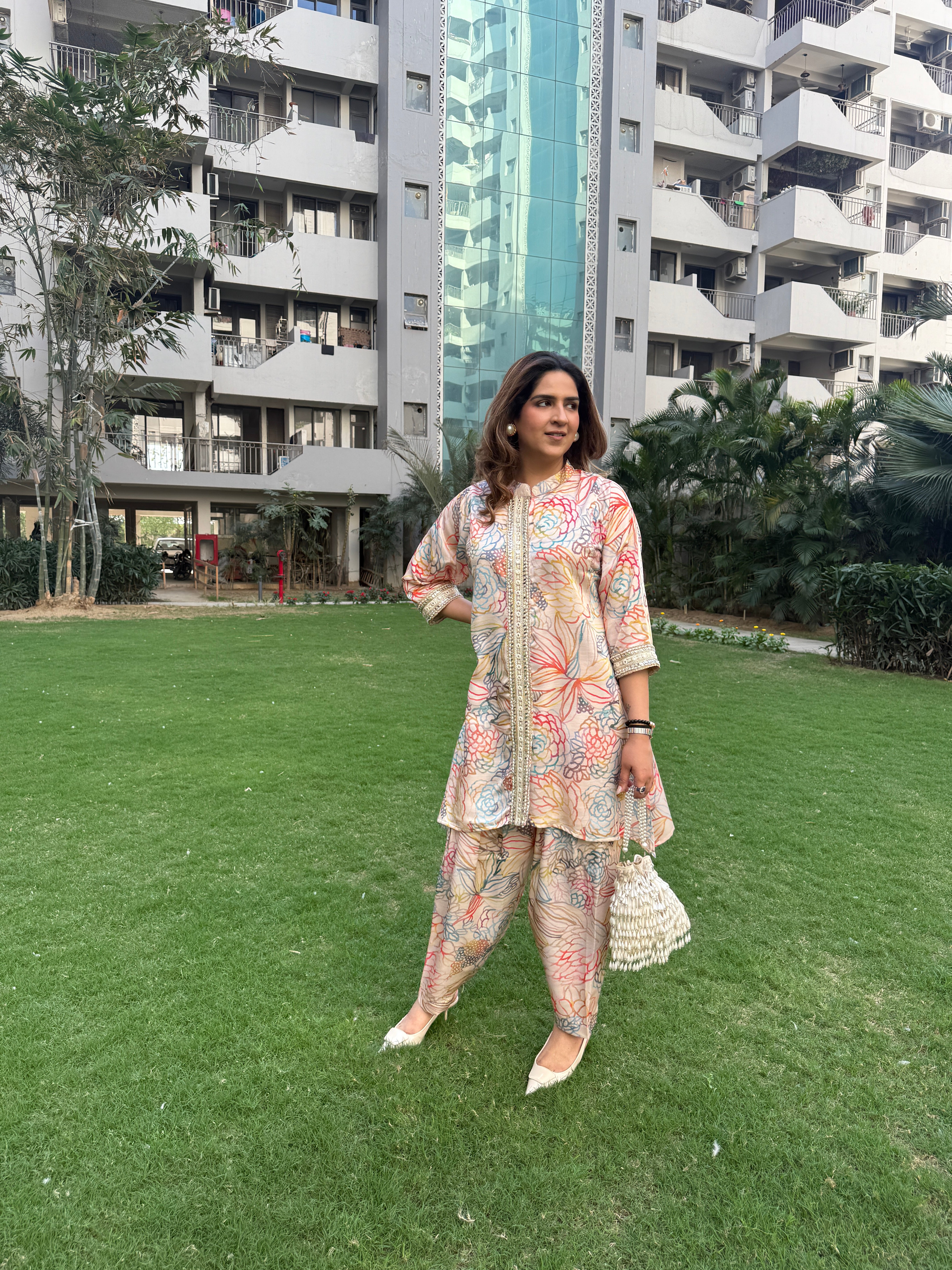 EMBELLISHED FLORAL PASTEL SET