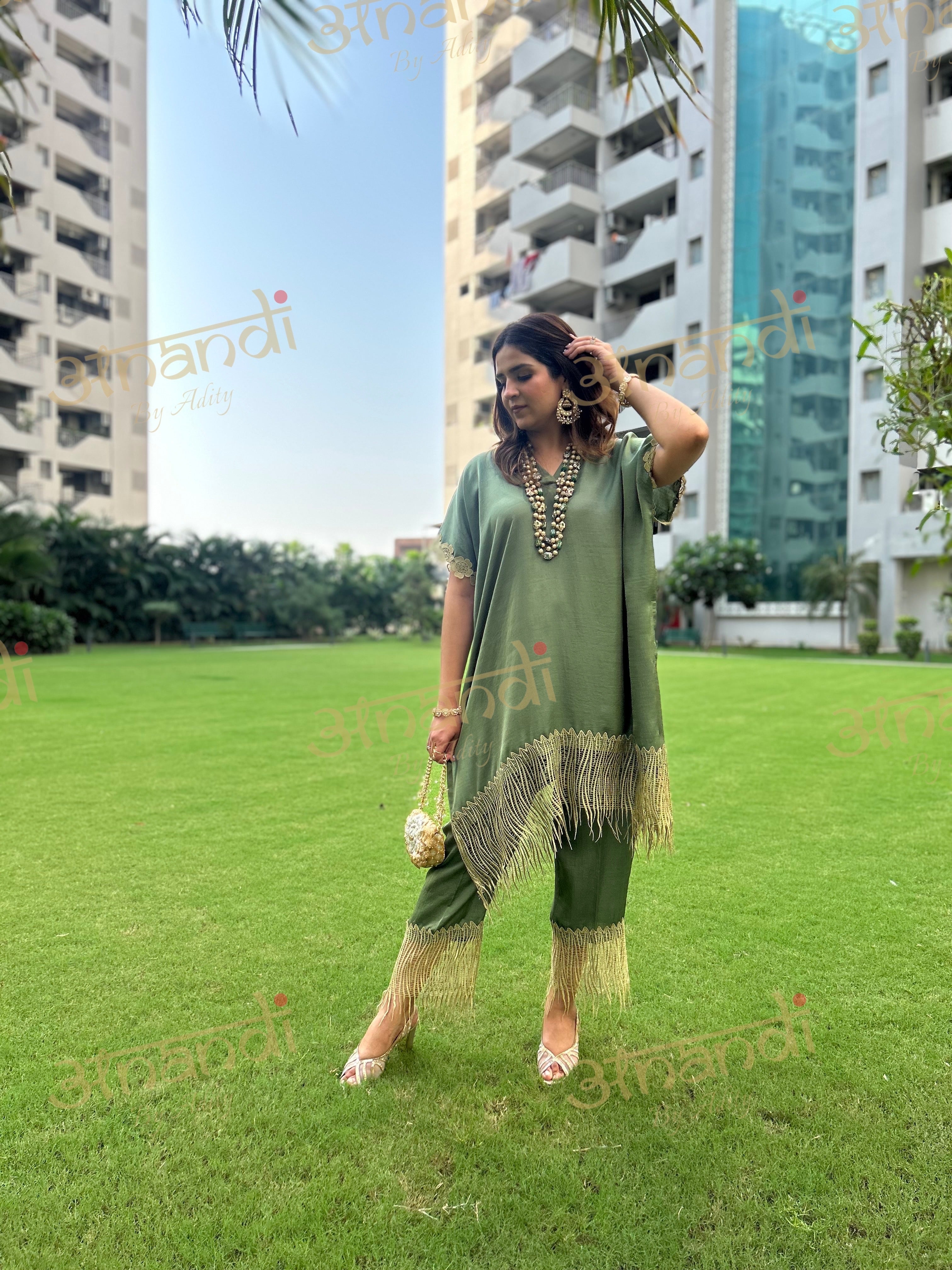 OLIVE GREEN GOLD SET