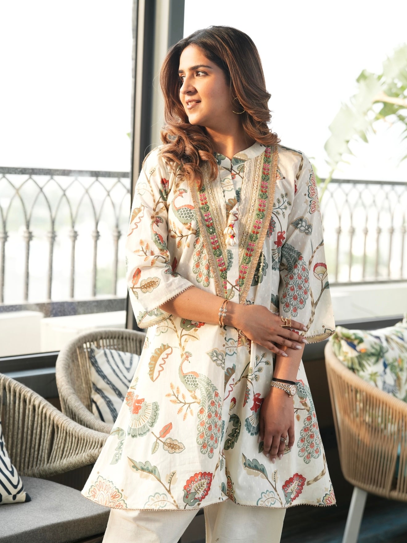 PEACOCK PRINT IVORY SET