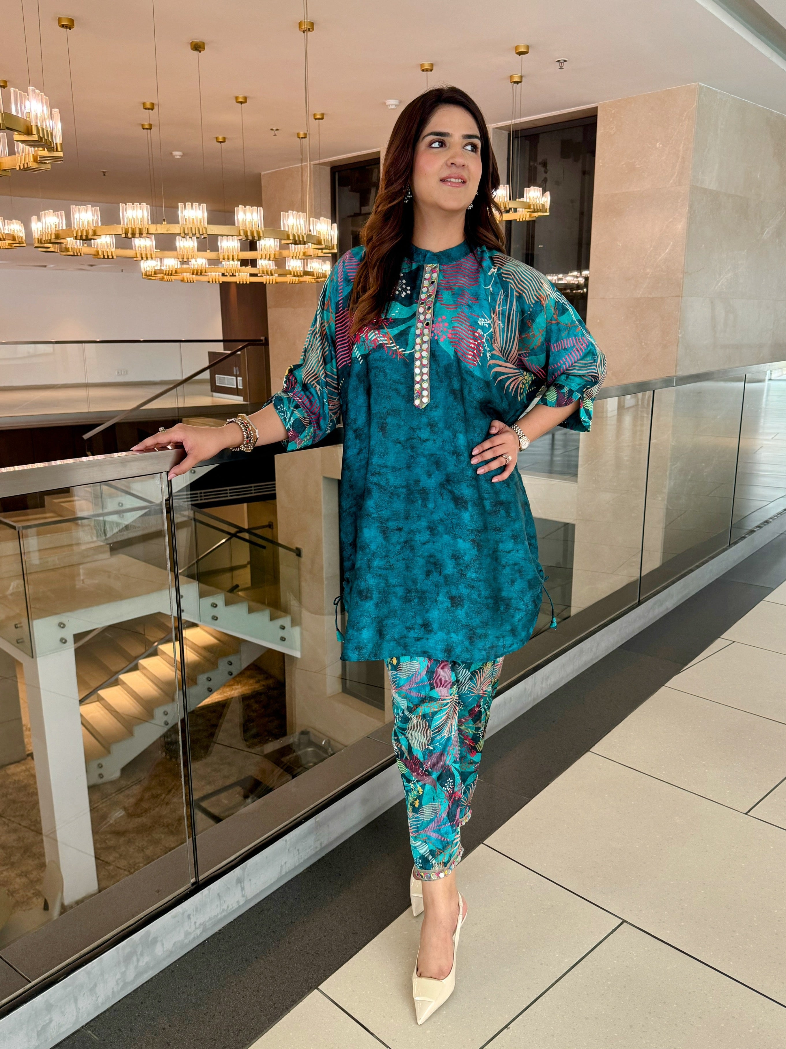 TEAL GREEN TROPICAL PRINT