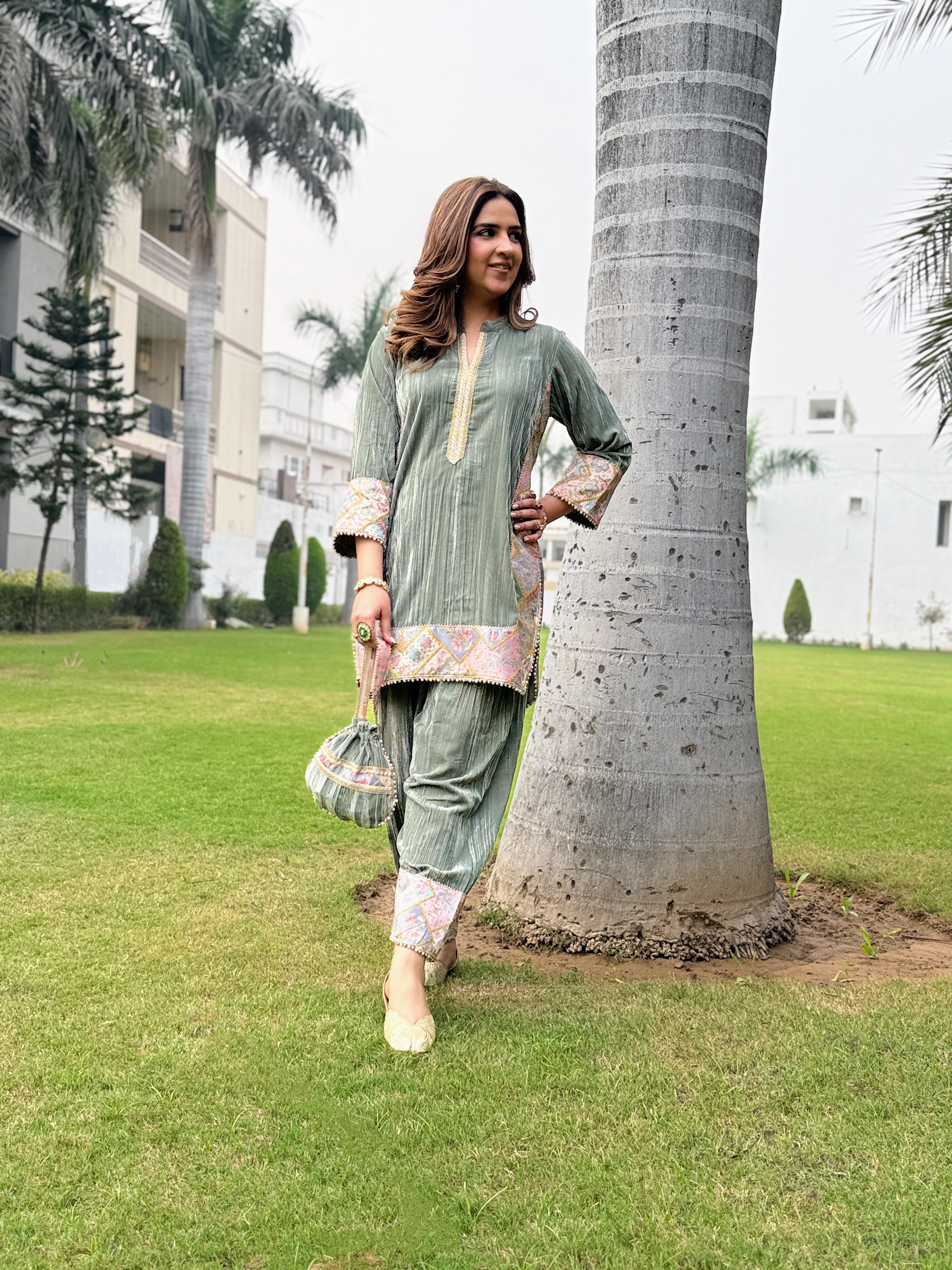 SAGE GREEN CRUSH VELVET SET