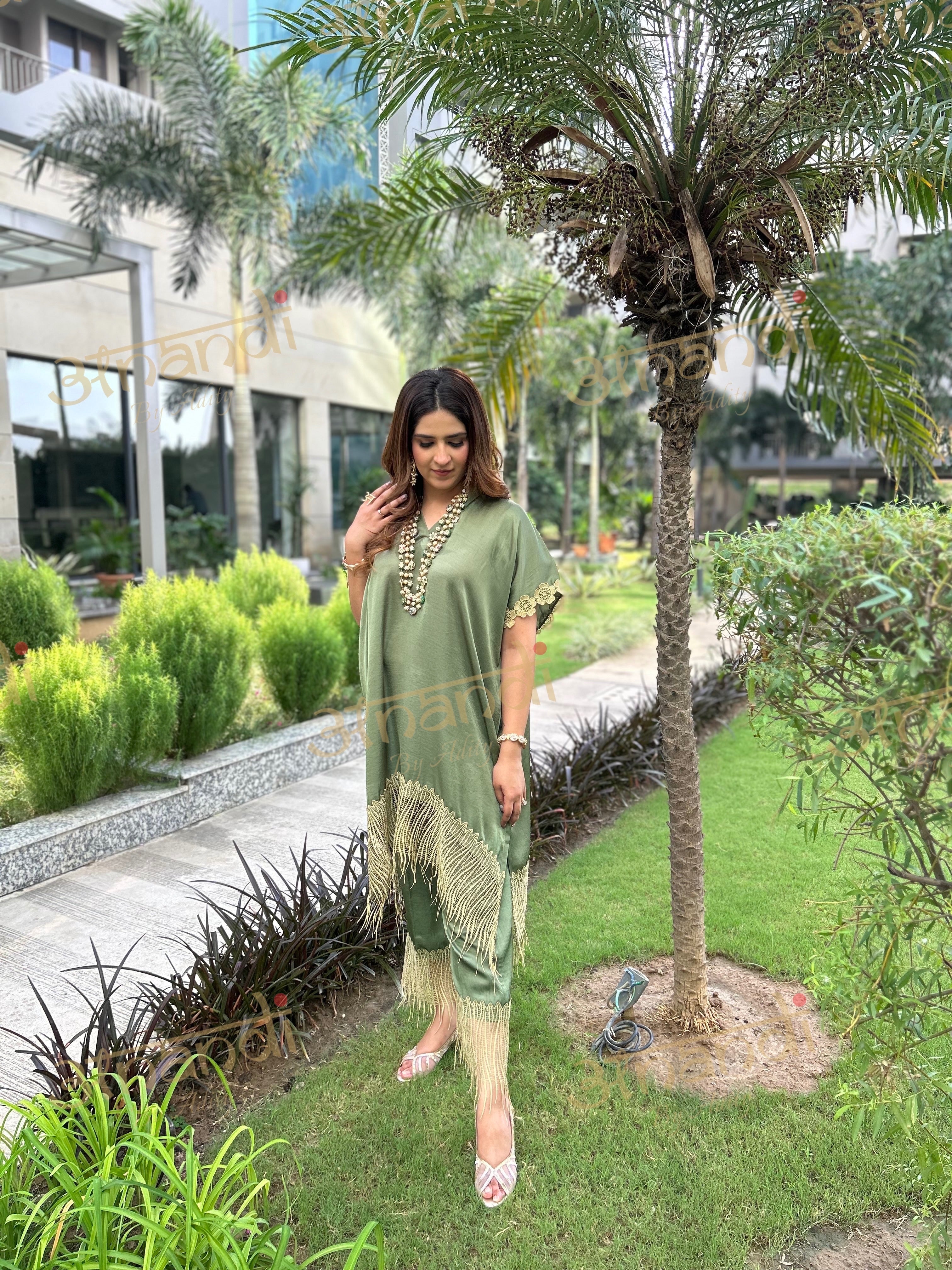 OLIVE GREEN GOLD SET