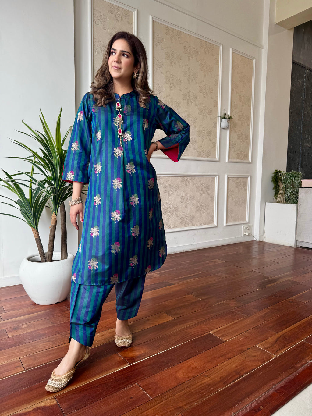 BLUE GREEN STRIPED BANARSI SET