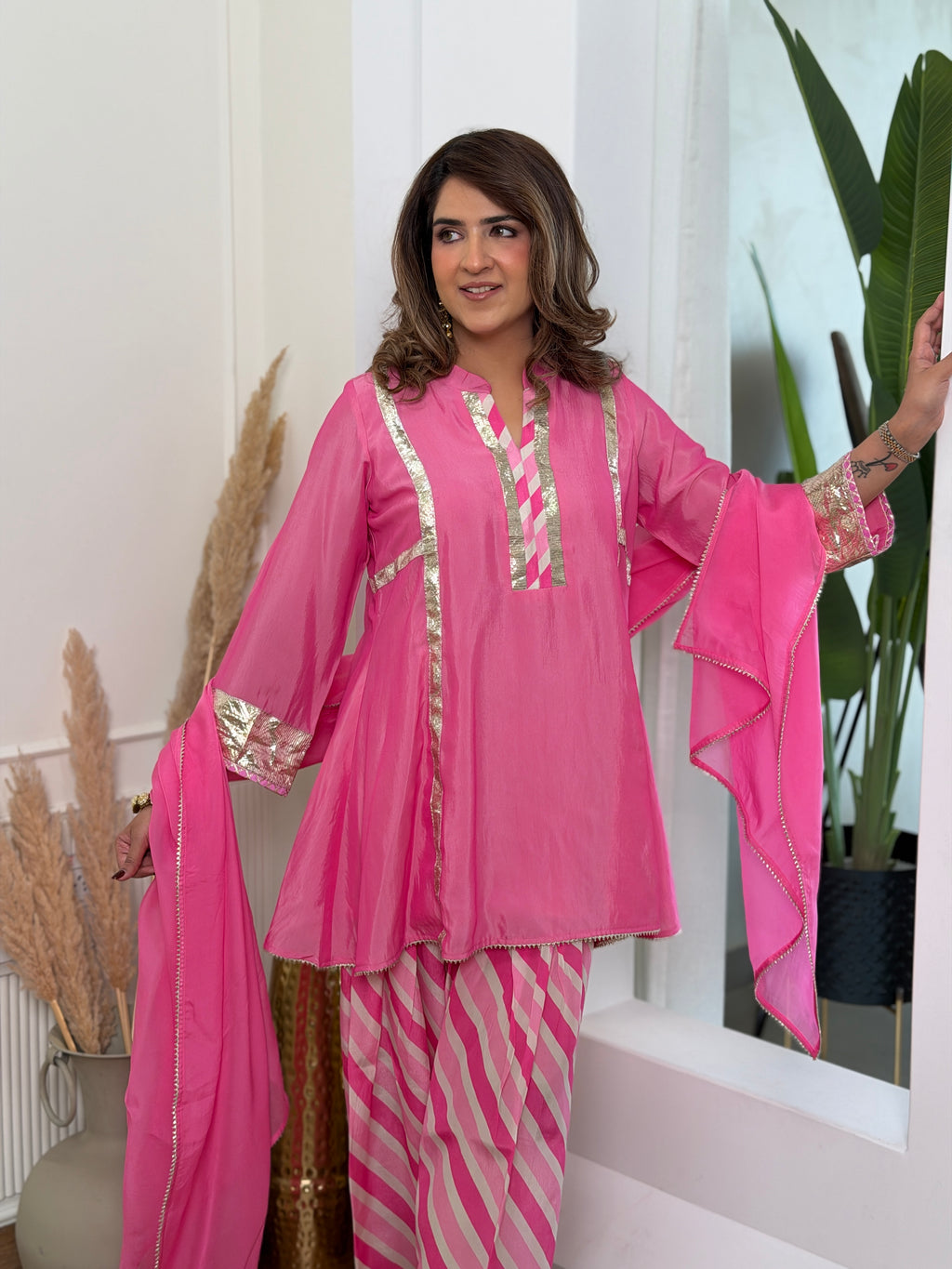 PINK LEHRIYA GOTA SET