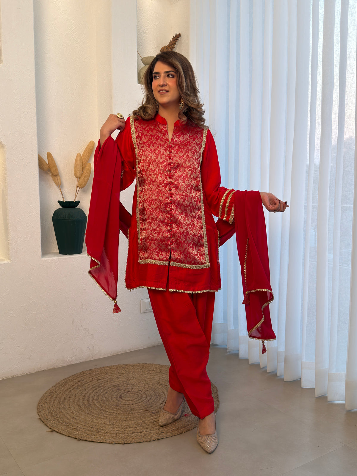 RED SILK BROCADE SET W DUPPATA