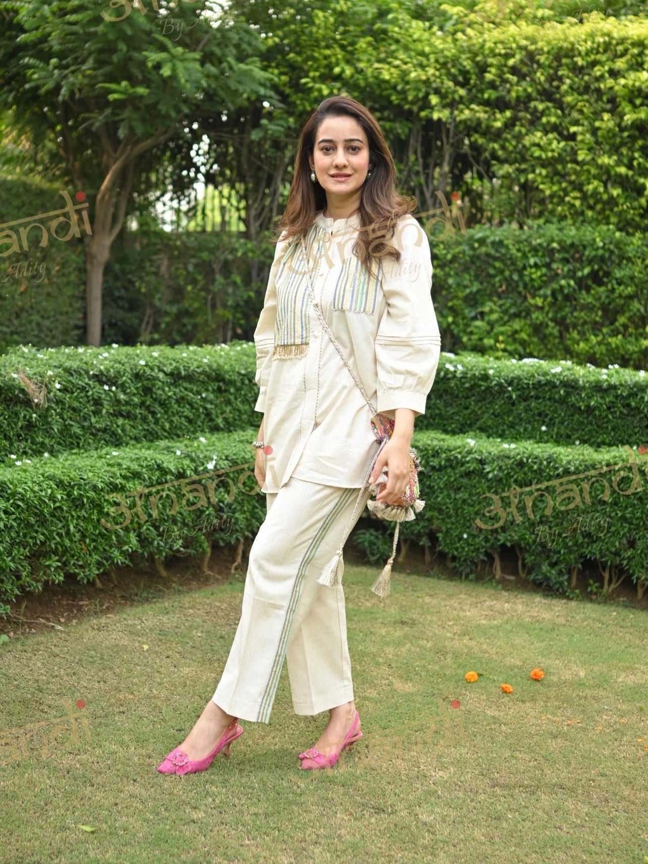 IVORY STRIPED EMBELLISHED SET