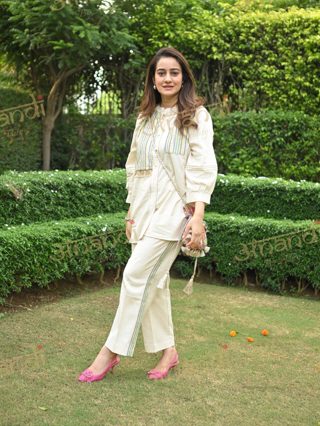 IVORY STRIPED EMBELLISHED SET