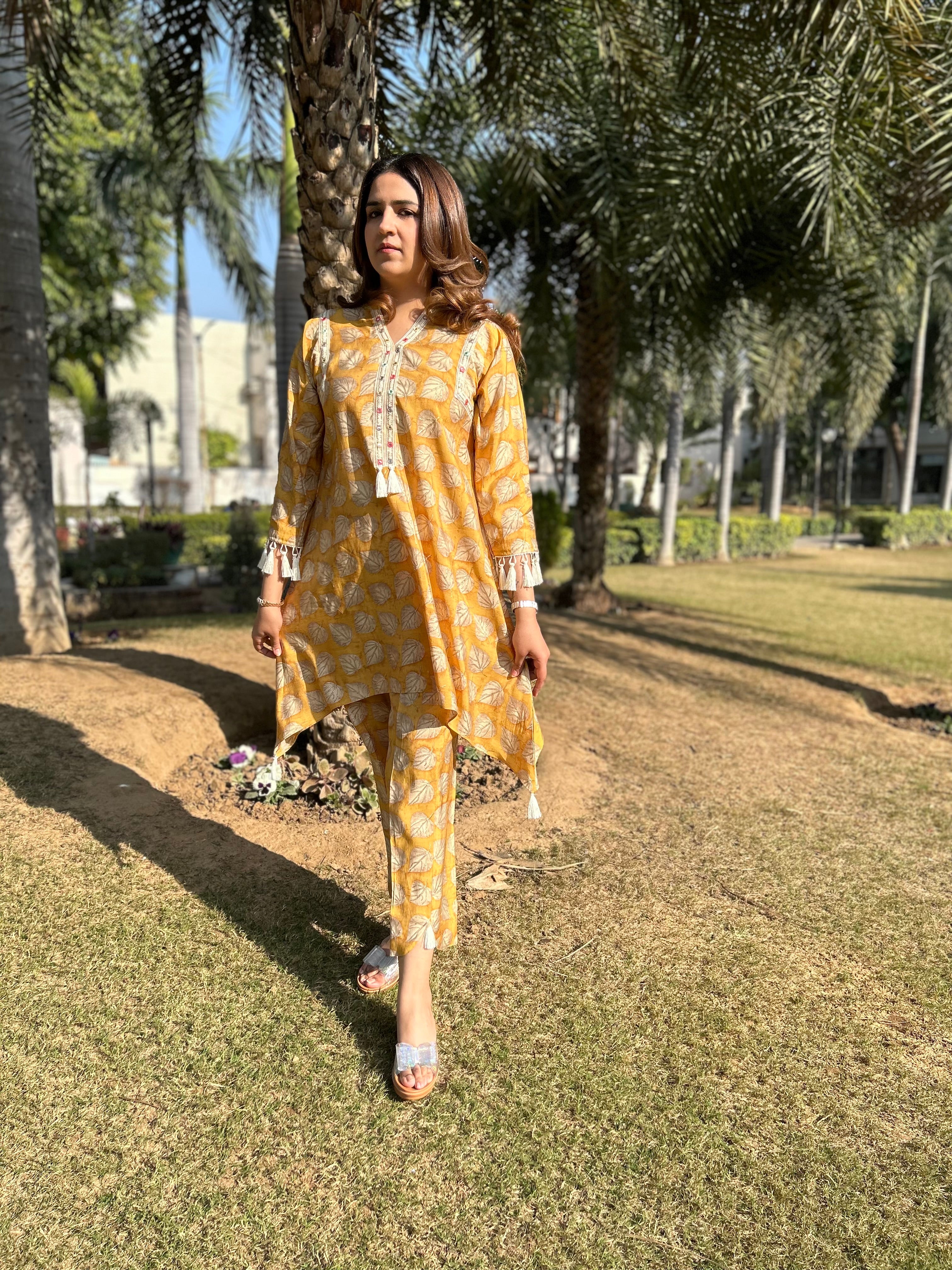 Yellow Leaf Print